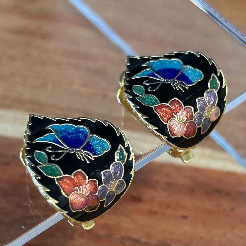 Vintage Cloisonne Enamel Butterfly Floral Clip On Earrings Black Gold Tone 1in
